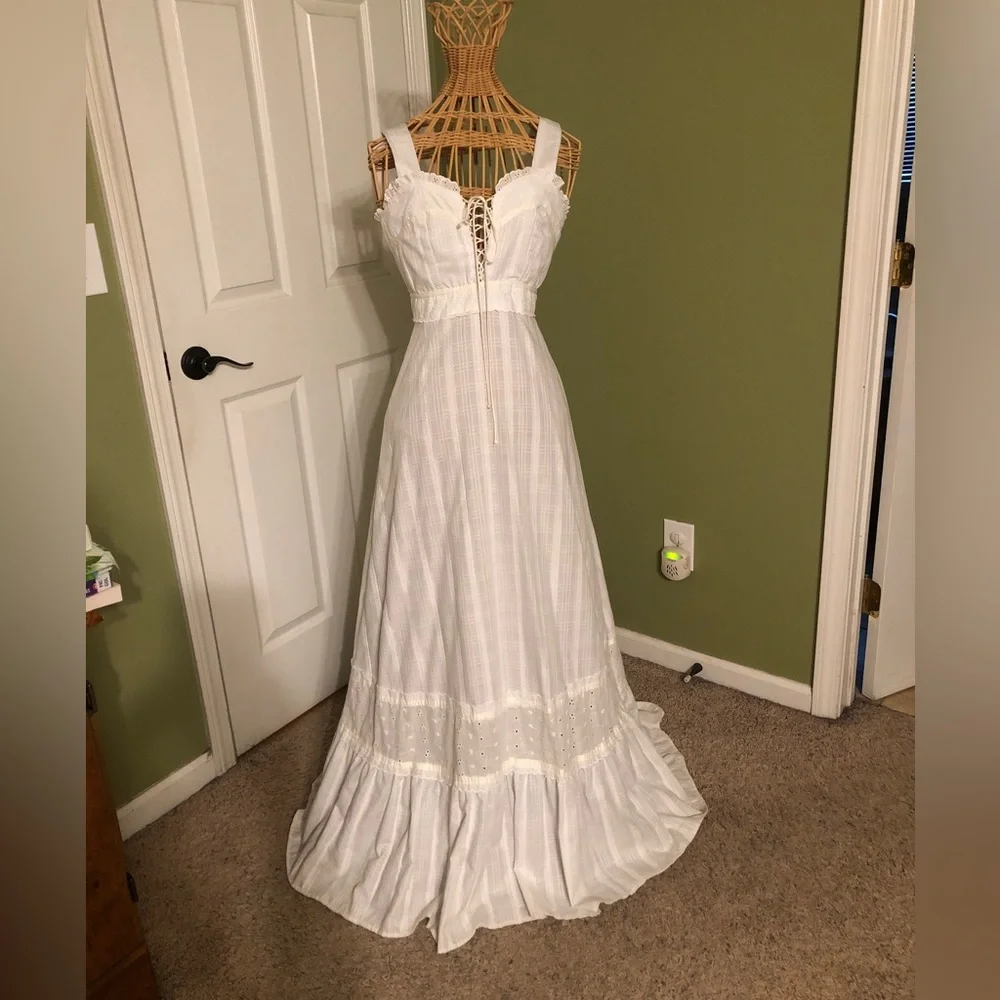 Vintage 70s zum zum gunne sax style white eyelet maxi sundress - Picture 1 of 12